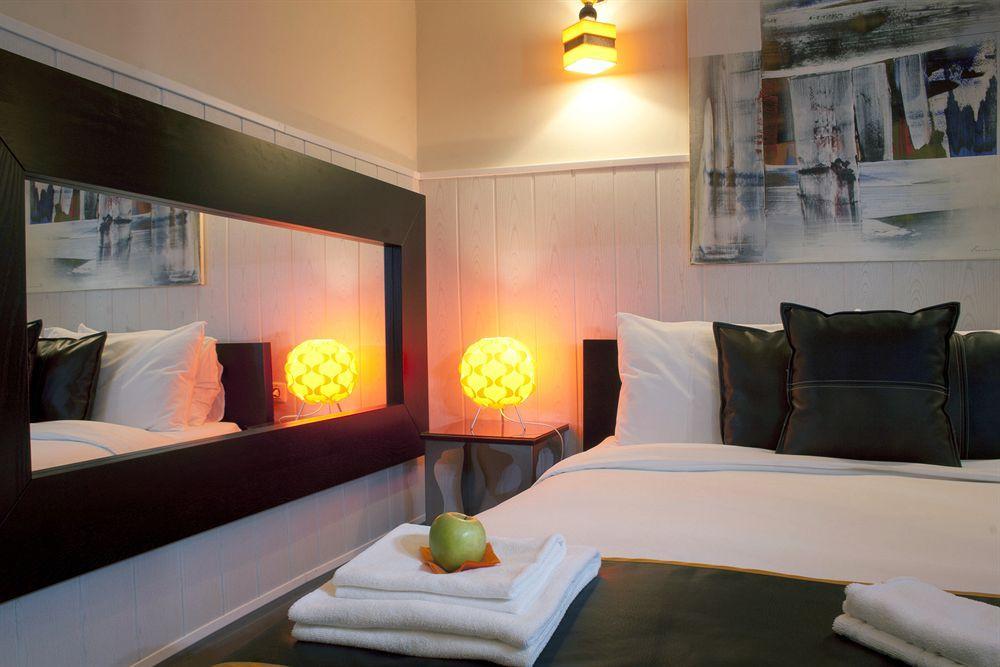 Hostal Oxum Madrid Chambre photo