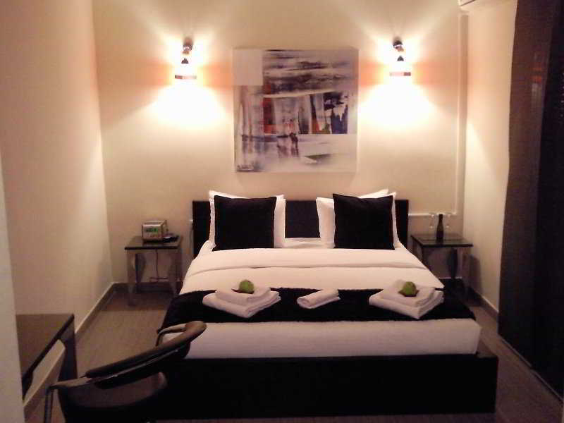 Hostal Oxum Madrid Chambre photo